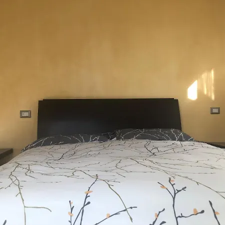 Il Castello - In Zona Residenziale Módena