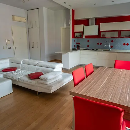 Il Castello - In Zona Residenziale Apartamento