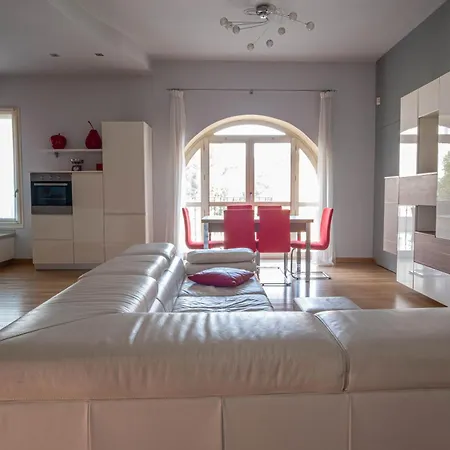 Apartamento Il Castello - In Zona Residenziale Módena