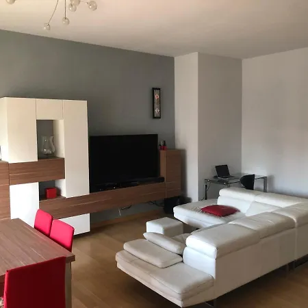 Appartement Il Castello - In Zona Residenziale Modène