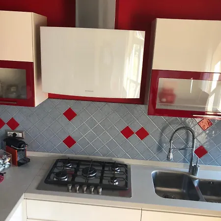 Il Castello - In Zona Residenziale Modène