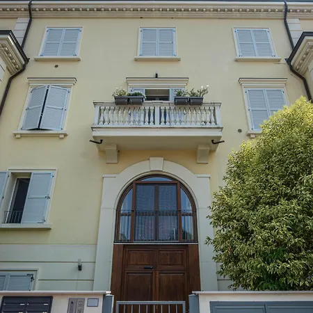 Il Castello - In Zona Residenziale * Modène