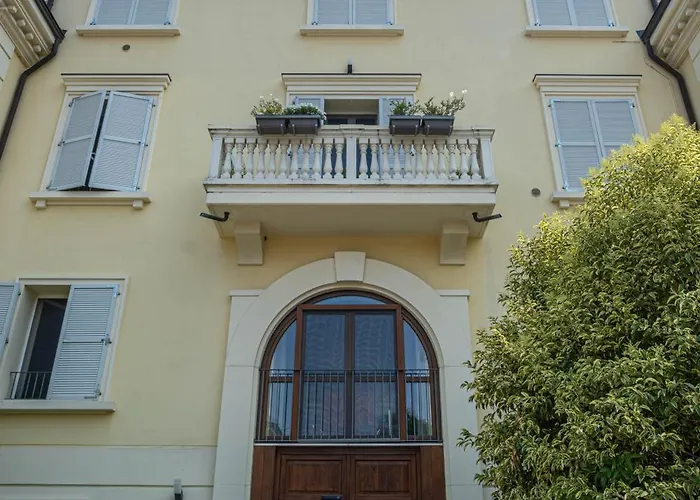 Il Castello - In Zona Residenziale * モデナ