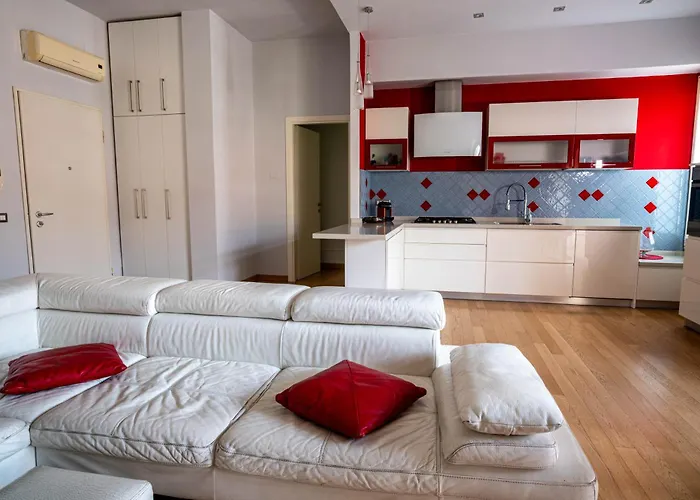 アパート Il Castello - In Zona Residenziale モデナ